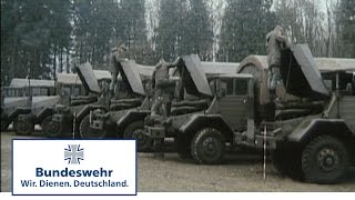 Classix VEBEG mustert Material der Bundeswehr aus 1988  Bundeswehr [upl. by Ahseenyt]