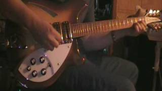 Rickenbacker 37012 with Jangle Box compressor [upl. by Ingamar]