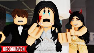 MY SISTER STOLE MY CRUSH AWAY FROM ME ROBLOX BROOKHAVEN CoxoSparkle [upl. by Moya936]