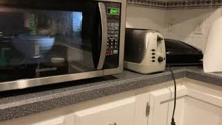 Farberware Countertop Microwave 11 Cu Ft 1000Watt Compact Microwave Oven with LED lighting Chil [upl. by Lois]