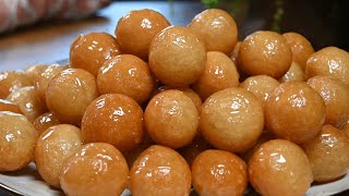 الطريقة الصحيحة الناجحة لعمل لقمة القاضي الذهبية المقرمشة والمكورة Golden Syrup Soaked donut balls [upl. by Enialb433]