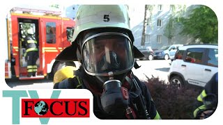 Leben am Limit  Unterwegs mit der Feuerwehr  Focus TV Reportage [upl. by Sixele]