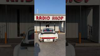 The 82 Porsche 930 gets a new radio [upl. by Atal]