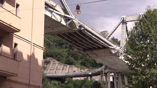 Genova crollo ponte Morandi dentro la zona rossa [upl. by Lerred]