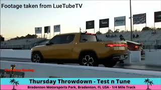 Tesla Mode S Plaid vs Rivian R1T Drag Race [upl. by Airamat]