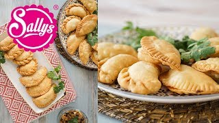 Empanadas  Empanadillas  spanische Teigtaschen  Fingerfood  Sallys Welt [upl. by Kcirdde]