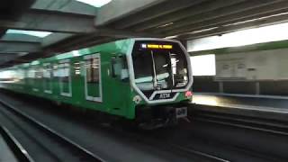 AnsaldoBreda Meneghino et Leonardo  A la station Cologno Sud sur la ligne 2 du métro de Milan [upl. by Bakemeier]