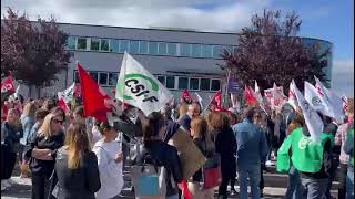 Concentración huelga Teleperformance Ponferrada [upl. by Irami]