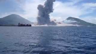 Lo más visto Erupción volcánica y onda expansiva captada desde un barco Noticias Ciudadanas de ES [upl. by Becky942]