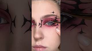 Graphic eyeliner tutorial [upl. by Mencher]