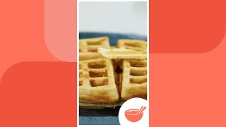 ¿Cómo preparar waffles de forma fácil y rápida 🥮  Comedera [upl. by Jule705]