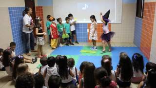 Teatrinho  Educação Infantil [upl. by Yanrahc]