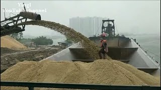 Large barge loading and unloading 5000 tons of sand [upl. by Seymour]