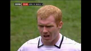 Scholes takes Reyes out [upl. by Horace273]