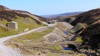 Yorkshire Dales Country Walk Reeth Great Pinseat from Surrender Bridge round [upl. by Areik]