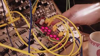 ADDAC System Intuitive Quantizer Eurorack Module Demo [upl. by Bruyn]