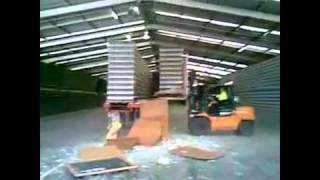 Top 10 accidentes de autoelevador  Top 10 Forklift Accidents [upl. by Lugar]