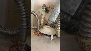 Water heater problem homeinspection homebuyer safty issues [upl. by Eleets]