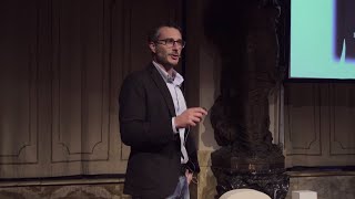 La rivincita dei microbi  Tommaso Giani  TEDxSiena [upl. by Denby]