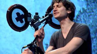 Gotye  Somebody That I Used To Know  Live Paradiso [upl. by Anelat]