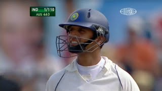 Rahul Dravid Waves His Bat After Scoring 1 Run from 40 Balls  Crowd Cheers And Applauds [upl. by Eiveneg]