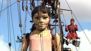 Royal de luxe voit les marionnettes en grand [upl. by Odlanyer]