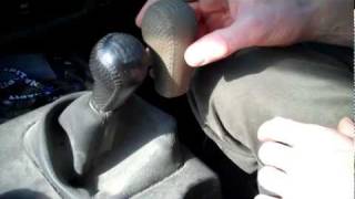 How to change the gear knob in Nissan Navara D40 [upl. by Earej661]