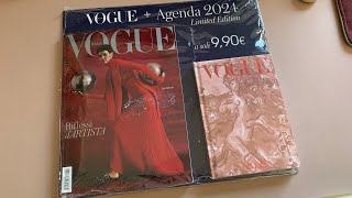 Vogue Dicembre con agenda 2024 in omaggio [upl. by Mcgill]