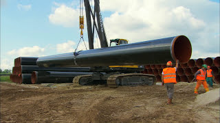 Volvo pipelayers  The future of the pipe laying business [upl. by Eramal]