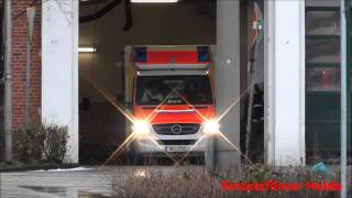 RTW 22B BF Berliner Tor F22 Feuerwehr Hamburg Wachausfahrt [upl. by Zoellick]