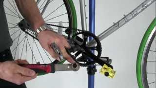 How To Remove A Crank Set [upl. by Fawn952]