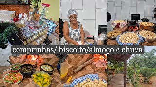 Comprinhas de decoração pro natal produzindo muito biscoito com a sogra almoço e chuvinha [upl. by Tamqrah915]