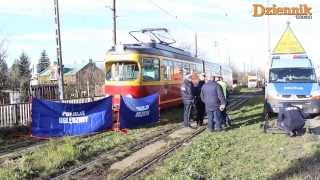 Zgierz rowerzysta zginął po zderzeniu z tramwajem [upl. by Gwenora]