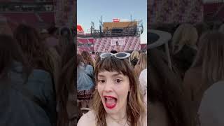 Enjoying Taylor Swift Lauren Mayberry  Chvrches [upl. by Keviv]