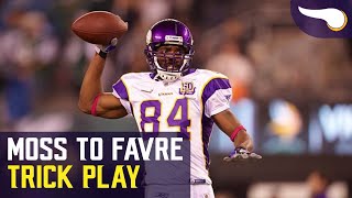 Trick Play  Randy Moss slings it to Brett Favre 2010 [upl. by Osmo]