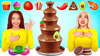 Desafío Fondue de Chocolate Chica Rica vs Pobre  Situaciones de Comida Divertidas por Candy Sho [upl. by Gnoix]