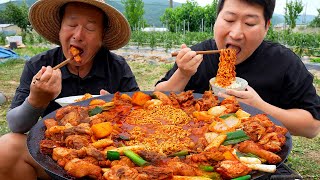 차돌박이가 닭볶음탕을 만나면 직접 키운 감자 양파 넣은 차돌닭볶음탕 Braised chicken Beef brisket 요리amp먹방  Mukbang eating show [upl. by Landsman617]