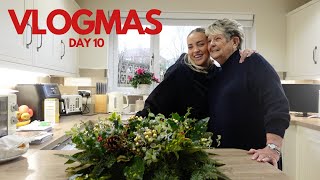 VLOGMAS DAY 1O  WREATH MAKING  MARY BEDFORD [upl. by Vinnie370]