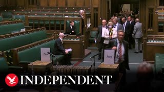 Total failure of social distancing during House of Commons vote claims MP [upl. by Fillender]