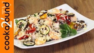 Insalata di riso con verdure grigliate e gamberi  Ricetta estiva [upl. by Affer]