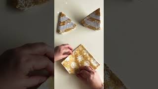 Pliage de serviettes en forme de sapin pour Noël 🎄 loisirs créatifs pour Noël 🎅 Facile et rapide [upl. by Pansie734]