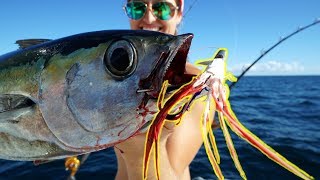 STRANGE Bird Feather LURE Is a Fish Magnet Offshore Tuna Fishing [upl. by Irol]