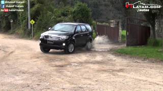 Test Drive  Toyota Fortuner Urbana Automática 4X4 [upl. by Mckeon]