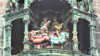 ミュンヘンからくり塔時計／The Automata Clock of New Town Hall in Munich [upl. by Howland601]