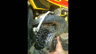 Change clutch set on Suzuki RM250 [upl. by Sanfo]