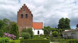 Søllerød kirke kimer til bryllup [upl. by Dina]