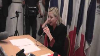 Discours de Marine Le Pen aux quotJournées dété des Jeunes avec Marinequot [upl. by Merta328]