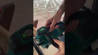 Makita cordless Chainsaw DUC254 [upl. by Fagen]