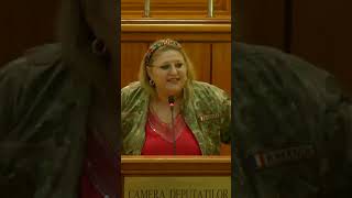 Diana Sosoaca intra in joc pentru functia de Presedinte al Romaniei [upl. by Artaed]