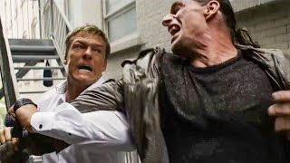 Jack Reacher absolutely destroys a wannabe gangster  Reacher Alan Ritchson [upl. by Arvy915]